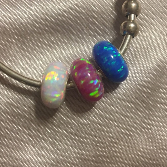 Opal bead with silver Core - Picture 7 of 8